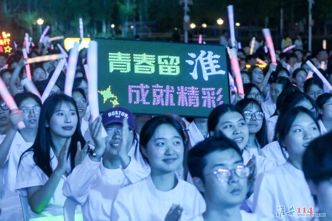 f88c72e990fb44566e231ec47c4e8853.jpg